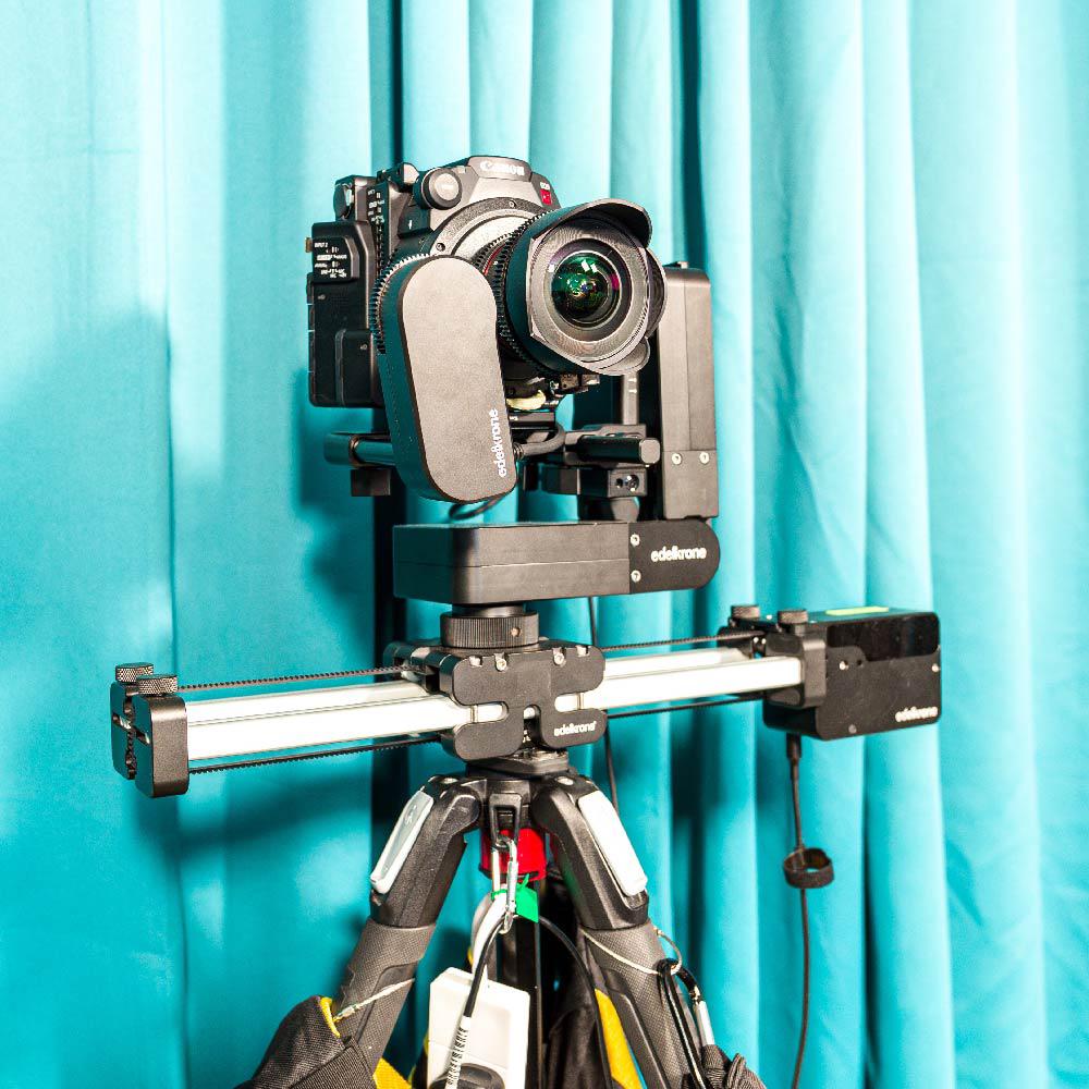 Canon C200 with Edelkrone slider with tripod kit 2